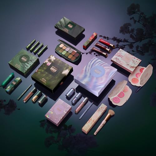 r.e.m. beauty by Ariana Grande Wicked: For Good | Cherry Blossom Blush Brush | Soft, Plush Bristles | Perfect for Building and Blending | 1 Count