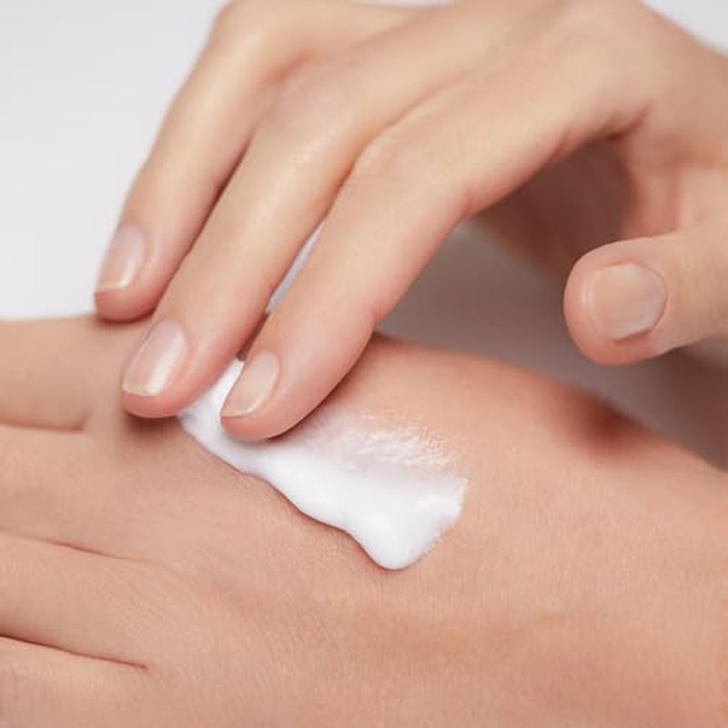 Blue Lagoon Skincare Mineral Moisturizing Cream ? Psoriasis Cream & Psoriasis Treatment for Skin ? Hydrates Dry Skin, Lightweight, Fragrance-Free, 500ML