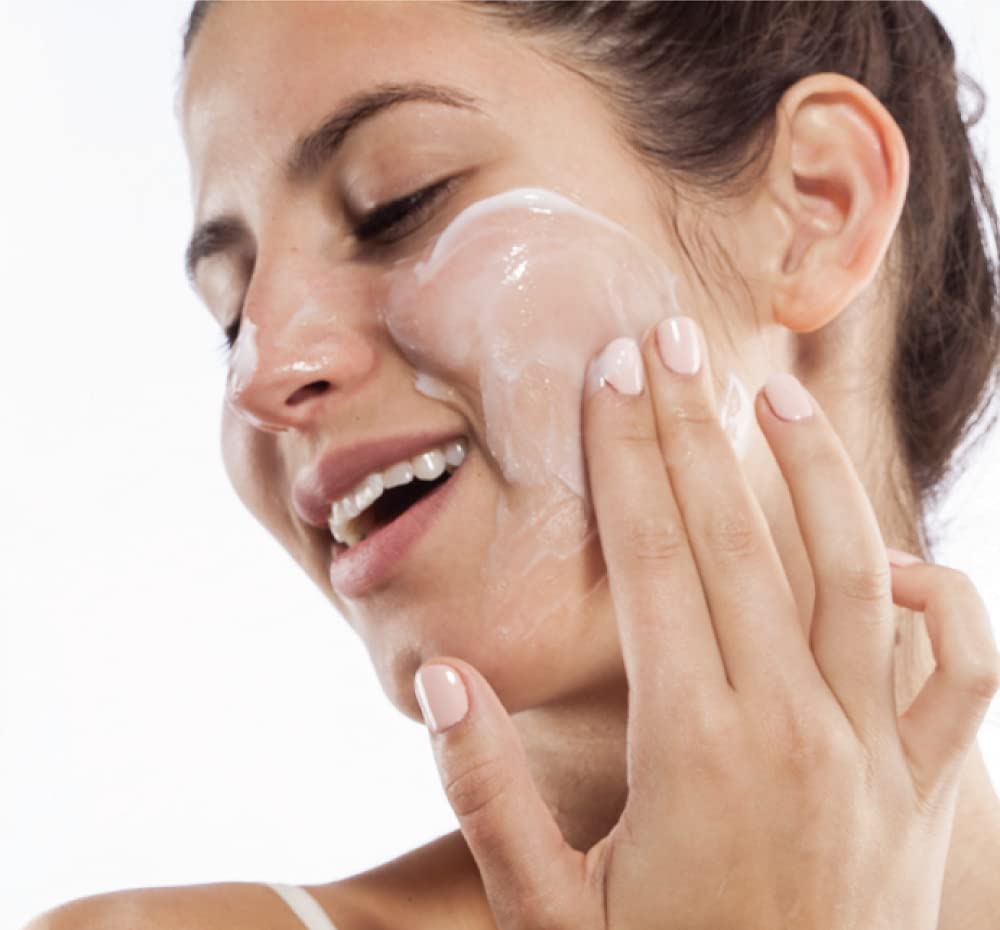 FarmHouse Fresh Mighty Brightyâ„¢ Vitamin C + Chamomile Brightening Mask, 3.2 oz.
