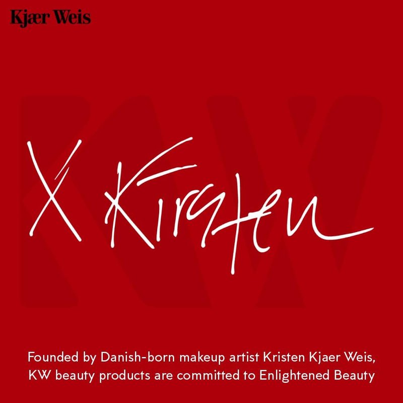 Kjaer Weis Powder Eye Shadow. Highly Pigmented Brown Gold Eyeshadow with Organic Ingredients. Blendable Eye Shadow for Long Lasting Eye Makeup. Cruelty Free Clean Makeup - Magnetic