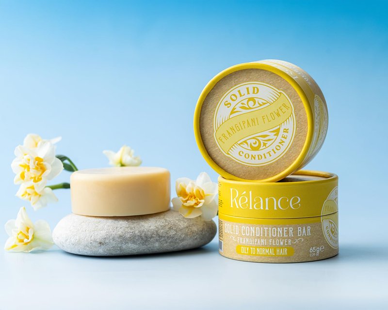 Relevance Natural Solid Hair Conditioner Bar with Frangipani Flower, Sulfate-Free, Provitamin B5, 65g
