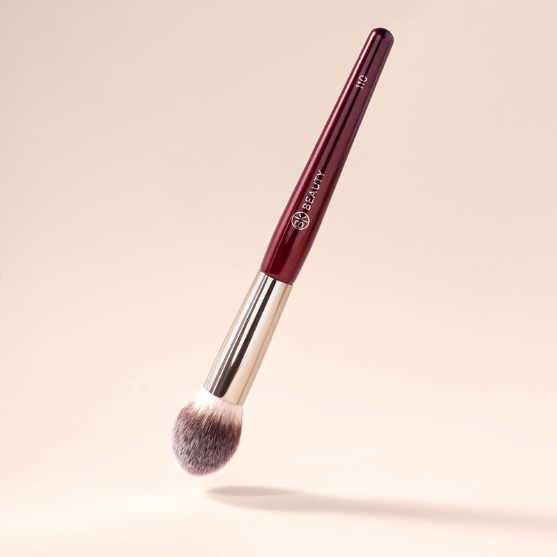 BK BEAUTY 110 LARGE CONCEALER BRUSH – Dense Tapered Under-Eye Concealer Brush for Quick Blending, Full Coverage Finish, No Product Absorption