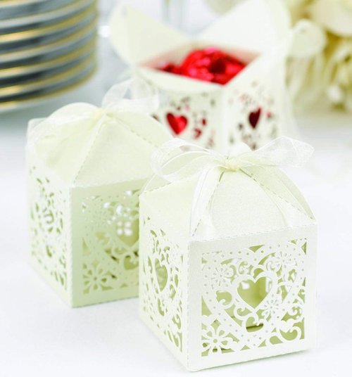 Hortense B. Hewitt Heart Die-Cut Favor Boxes, 2-Inch, White, 25-Count