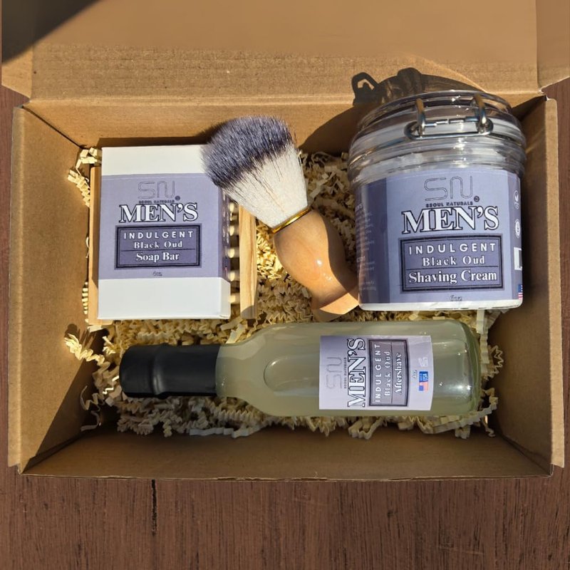Seoul Naturals Men's Grooming Kit, Indulgent Black Oud, 5 Piece Set with Shaving Cream, Barber Brush, Aftershave, Soap Bar and Soap Saver, k beauty