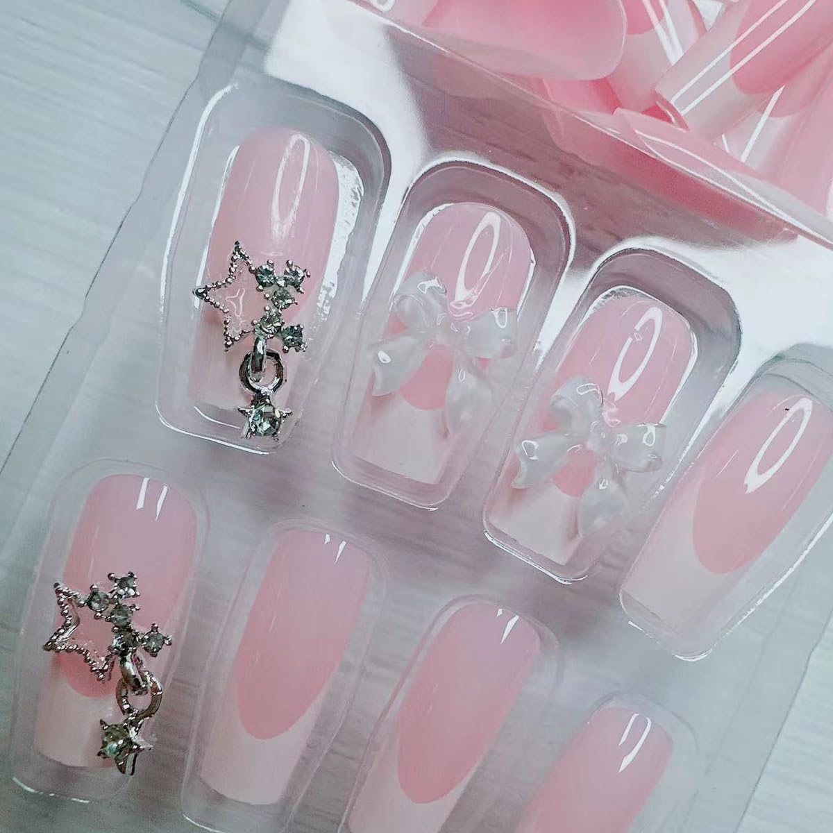 24pcs French Tip Press-On Nails - Short, Charms, Bow, Flower Design, Pink, Cute, Square Shape, Acrylic, Rhinestones