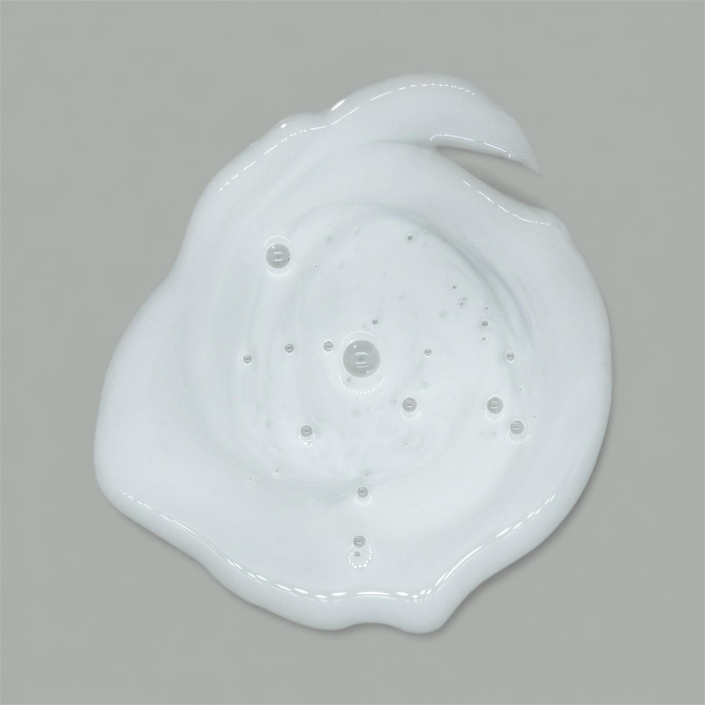 Ryan Scott Sulfate-Free Cleansing Shampoo with Conditioner. Aloe, Cucumber, & Grapefruit Fragrance, 8.5 fl. oz.