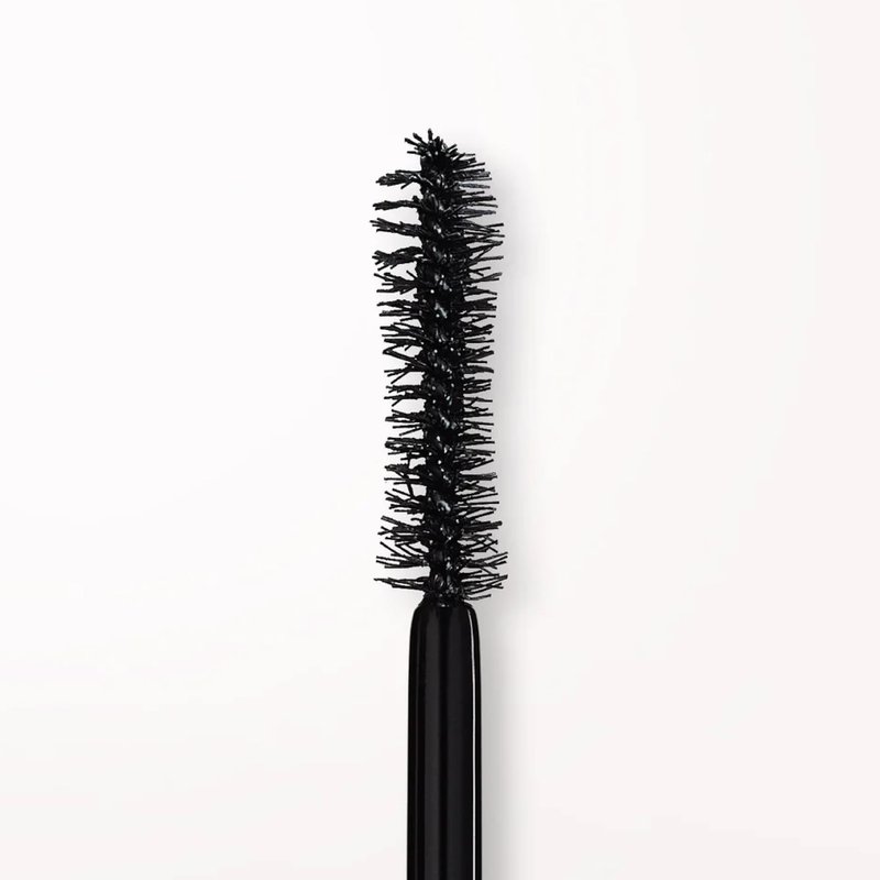 stila HUGE Extreme Lash Mascara, Intense Black | Volume, Full Length, Curl, Lift, No Clump, Crunch or Smudge | Lightweight, Long-Lasting Buildable Eye Makeup Formula | 0.44 Fl. Oz.