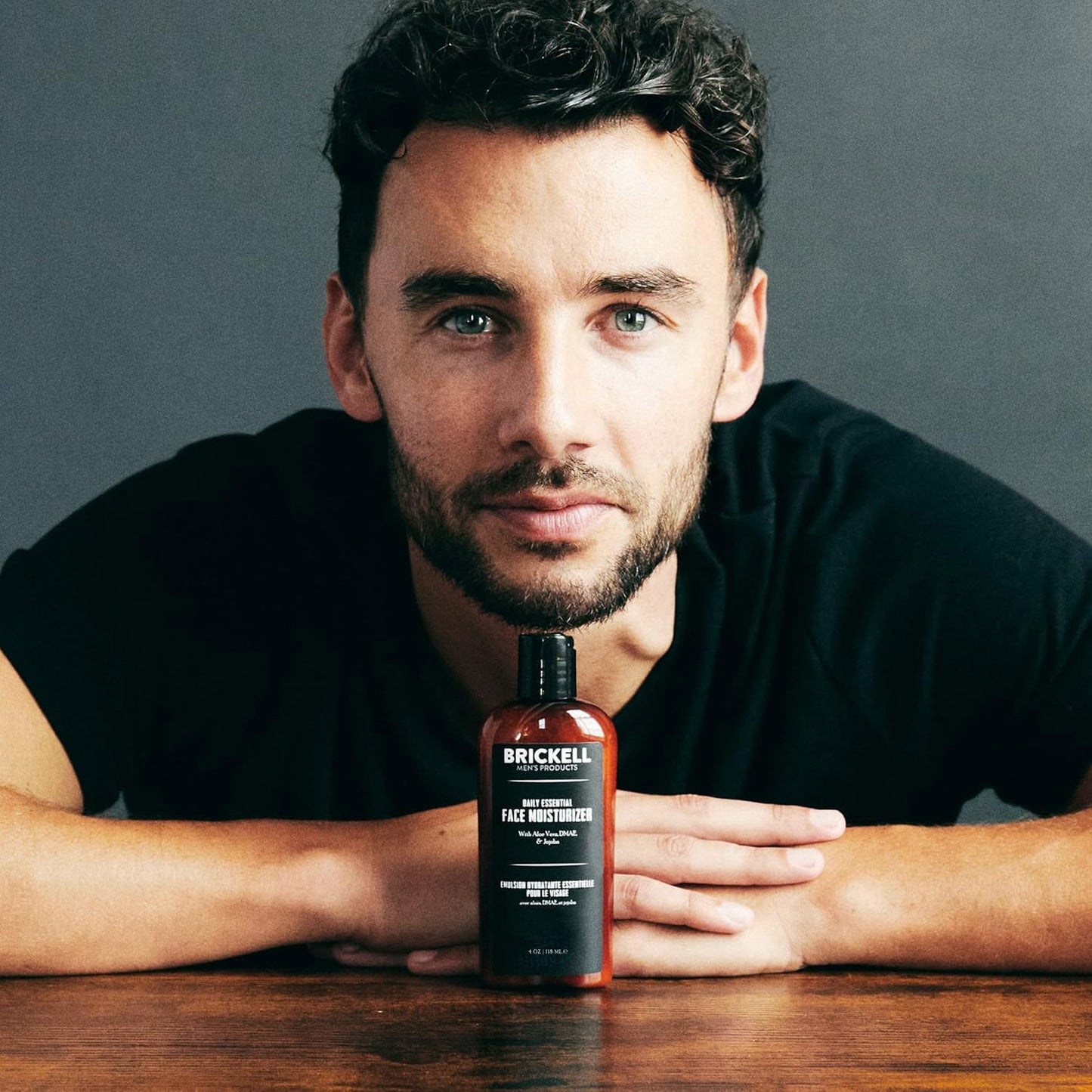 Brickell Men's Daily Essential Face Moisturizer for Men, Fast-Absorbing Face Lotion with Niacinamide, Green Tea, and Hyaluronic Acid, 4 Ounce, Unscented