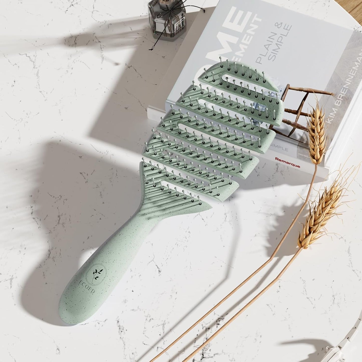 Detangler Hairbrush, Vented Detangling Brush for Straight, Wavy,Curly and Fine Hair, Dry and Wet, Quick Smoothing for Women and Men, Eco-Friendly & Sustainable Material (Green)