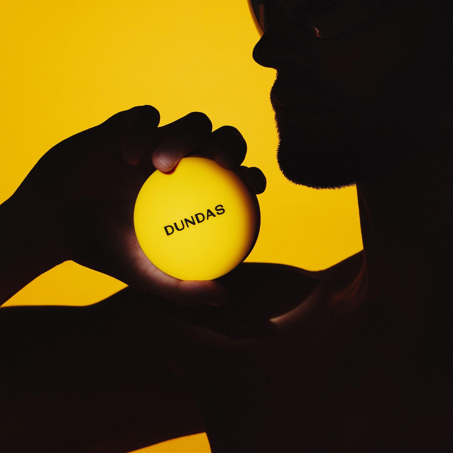 Dundas Bronzer Anonymous, Dark Contour Powder for Face and Body, Bronzing, Matte Finish, Face Make Up for All Skin Types, Cruelty Free Natural Makeup, Buildable Coverage, Easy to Blend, (Step 6)