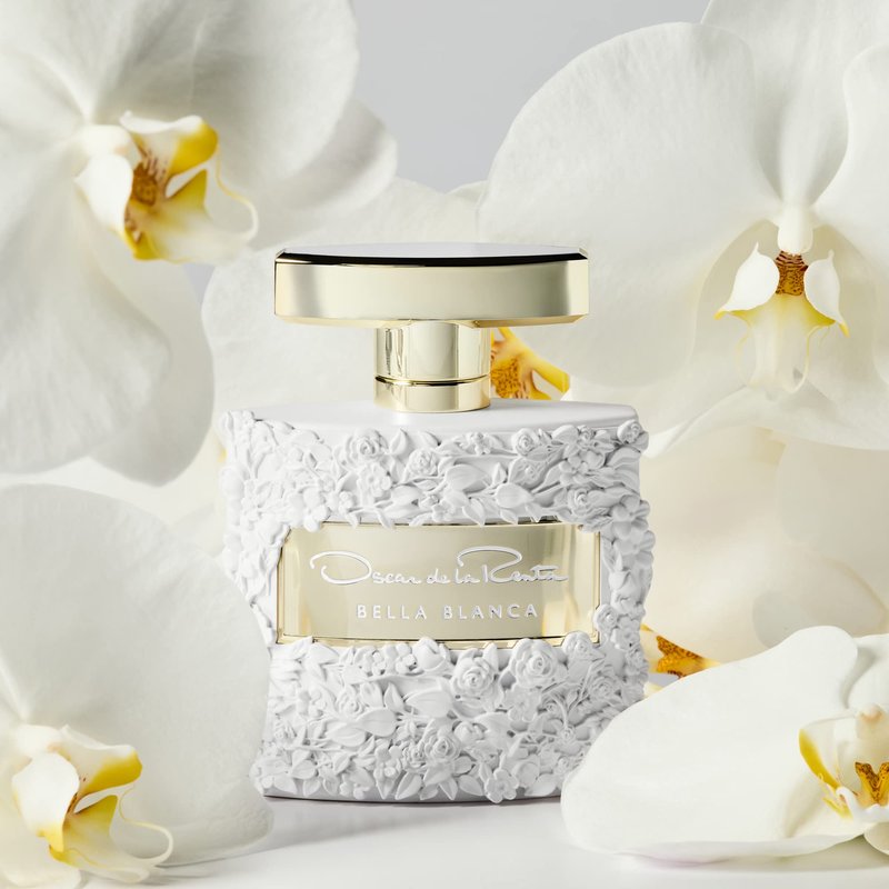 Oscar de la Renta Bella Blanca Eau de Parfum 3 Piece Gift Set for Women - Perfume Spray 3.4 Fl. Oz, & 1.0 Fl. Oz., and Body Lotion 3.4 Fl. Oz.