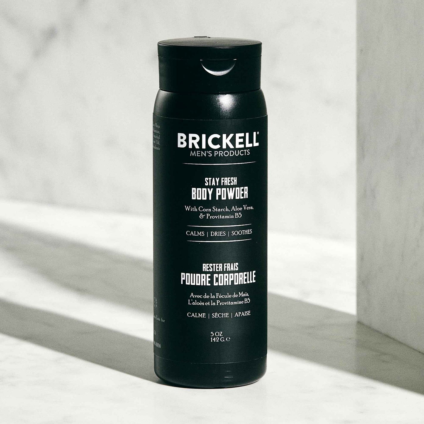 Brickell Men's Products Stay Fresh Body Powder for Men, Natural and Organic Talc-Free, Absorbs Sweat, Keeps Skin Dry, Scented, 5 oz