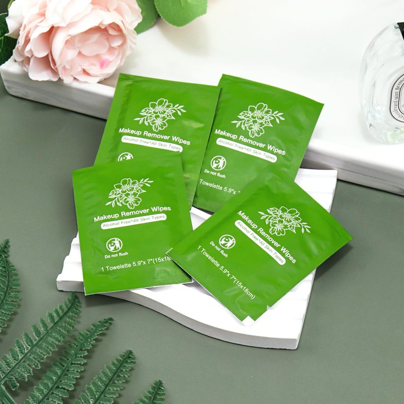 Makeup Remover Wipes Bulk Individually Wrapped,Travel Makeup Wipes Individual Makeup Remover Wipes Bulk Gentle Cleansing Makeup Remover Wipes for Face Cleansing Mascara Lipstick Travel Hotel (100)