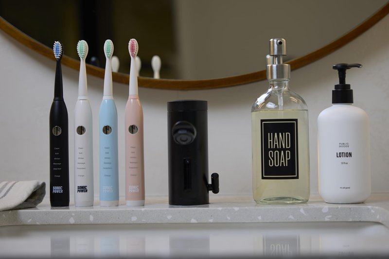 SonicPower Electric Toothbrush Kit, Ultra Portable & Lightweight with 5 Cleaning Modes, 1 Year Supply of Brush Heads, Rechargeable Battery, Mirror Mount & Travel Cap Included (White)