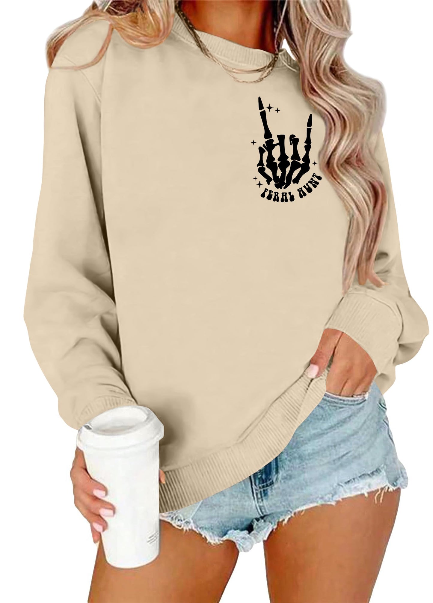 CAZYCHILD Auntie Sweatshirt Aunt Cewneck Sweatshirts for Women: Somebody's Feral Cool Aunt Era Shirt Best Aunt Ever Gifts Beige