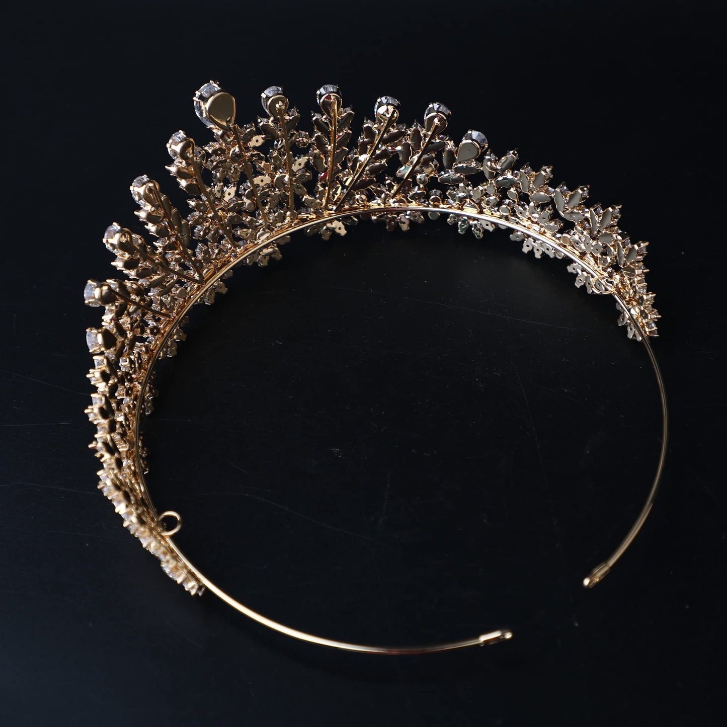 Sparkling Crystal Tiara for Wedding, Silver Zirconia Bridal Crown for Women, Elegant Princess Headpiece for Prom, Pageant, Quinceanera and Wedding Accessories