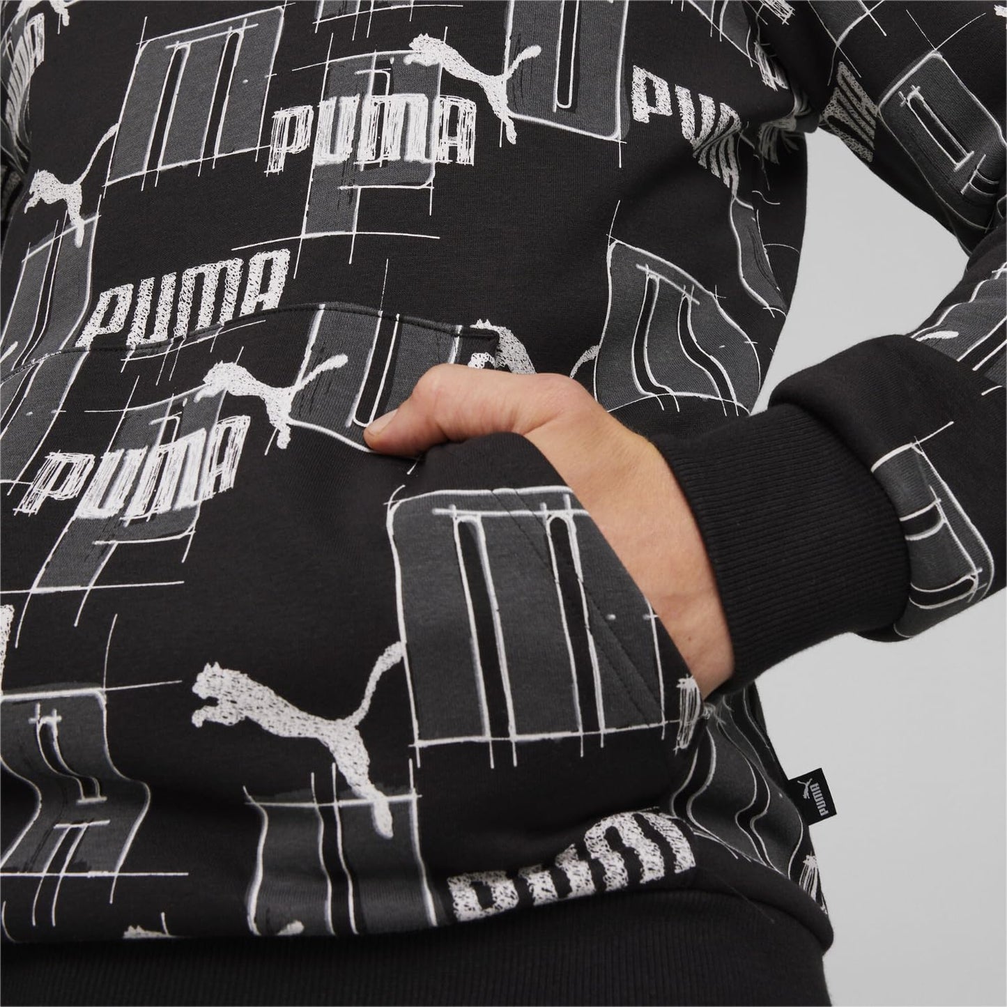 PUMA Men's Essentials Logo Fleece Hoodie (Available in Big & Tall), Black-SS24 All Over Print