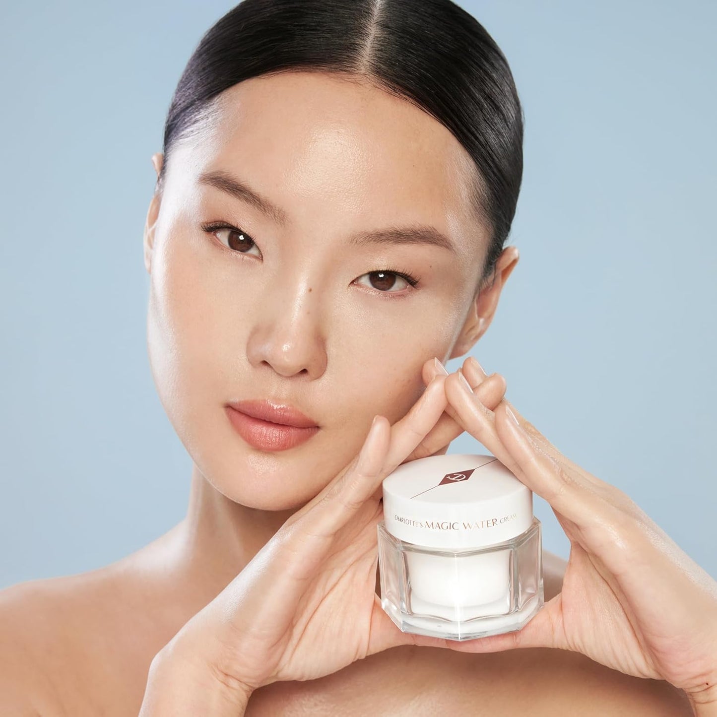 Charlotte Tilbury Magic Water Face Cream - Lightweight Gel Moisturizer for Sensitive Skin | Niacinamide & Biopeptide Complex