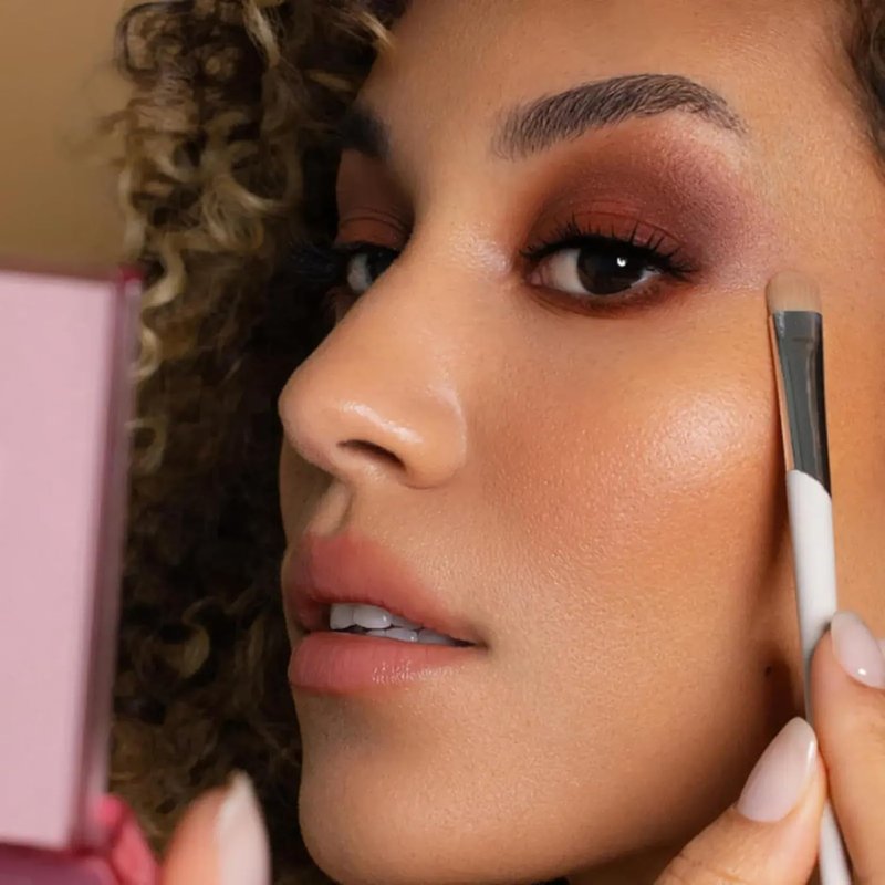 Oasis Collection Eyeshadow Palette - Versatile Matte & Shimmery Shades | Rose Dune Sands