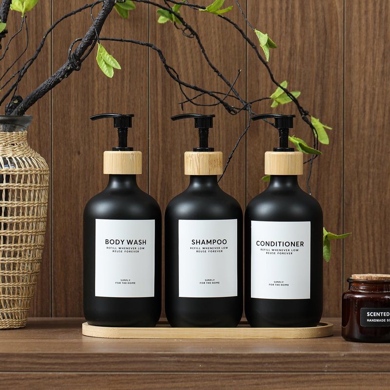 Shampoo and Conditioner Dispenser,16.9 fl oz Set of 3 Black Plastic Refillable Shower Shampoo Dispenser with Bamboo Tray, Reusable Pump Bottles with Labels for Bathroom Décor (Black+Bamboo Tray)