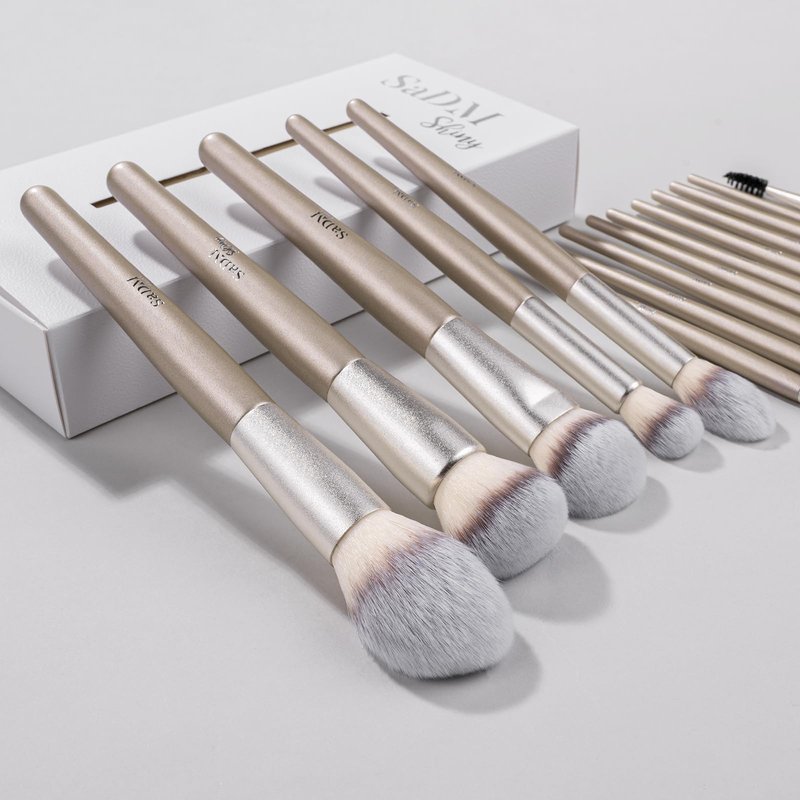 15 Pcs Makeup Brushes Set Vegan Foundation Concealers Blush Eyeshadow Eyeliner Powder Highlighter Blending Face Brush Set