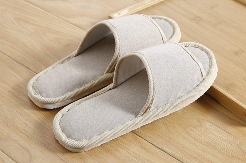 Open Toe Breathable Slippers - Casual Spa Slippers for Guests | Unisex Washable in Beige & Gray Sizes