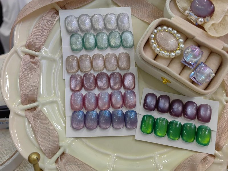 ADHERE 12ml 8pcs Magnetic Cat Eye Gel Nail Polish Kit with Magnetic Stick - Blue Purple Green Mint Silver White Glitter Shining Nail Gel Polish Magnetic Gel Nail Varnish Gel Gift for Women