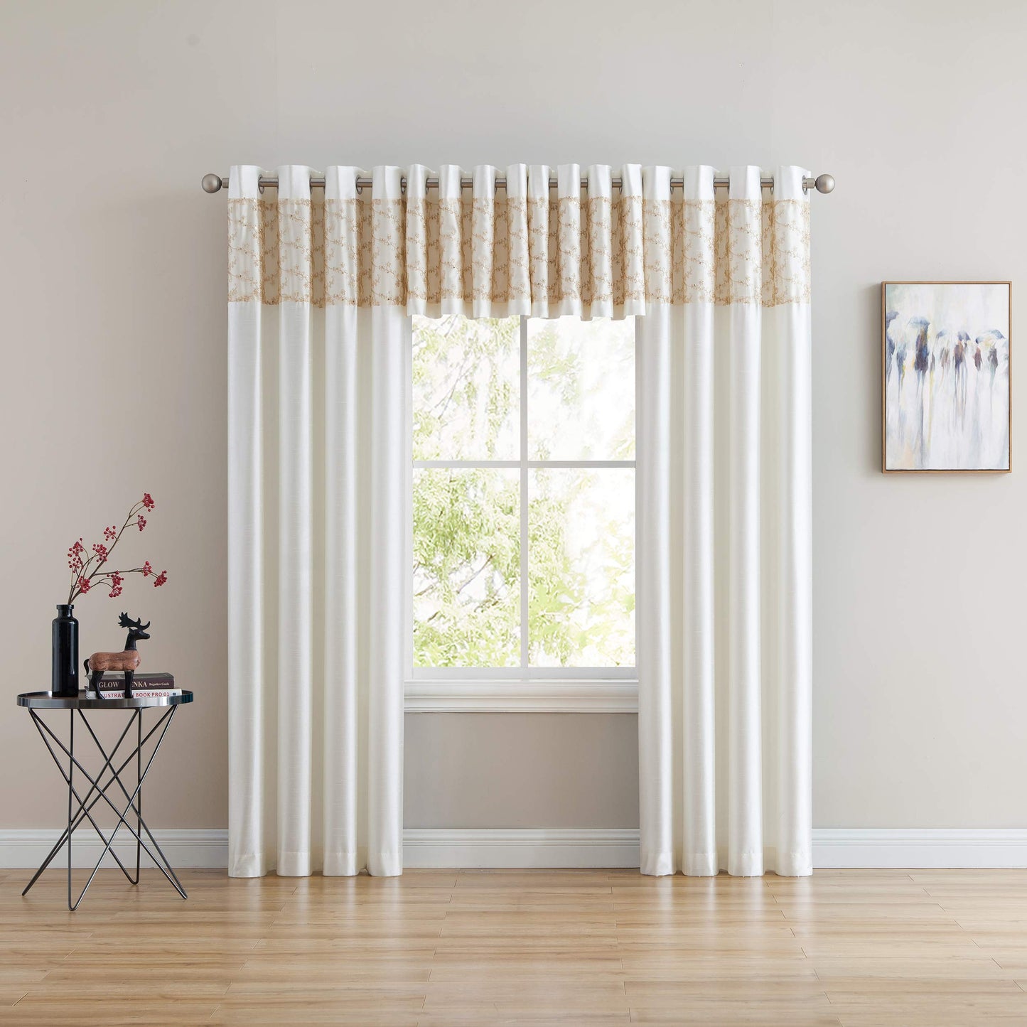 Stylemaster Cody Grommet Valance with Metallic Band