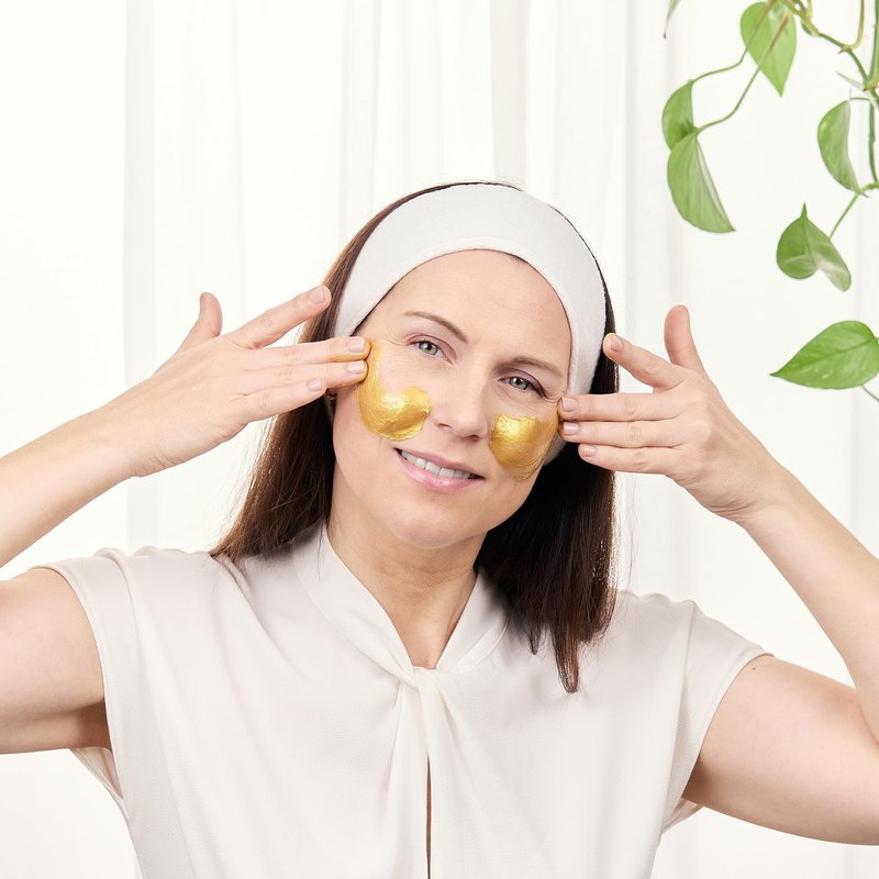 Evolve Organic Beauty - Natural Bio-Retinol Gold Face Mask | Small-Batch, Vegan Clean Beauty (2 oz | 60 mL) Packaging May Vary