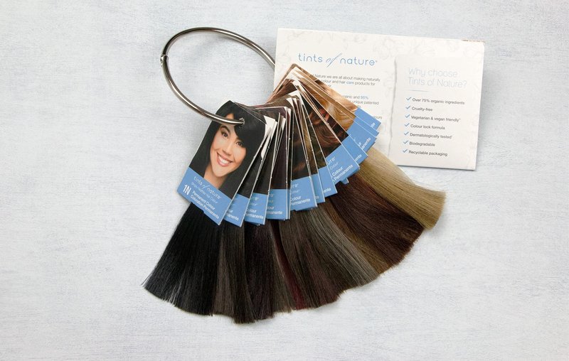 Tints of Nature 4M Medium Mahogany Brown Permanent Hair Dye, Nourishes Hair and Covers Greys, Ammonia-Free, 4.4 fl oz
