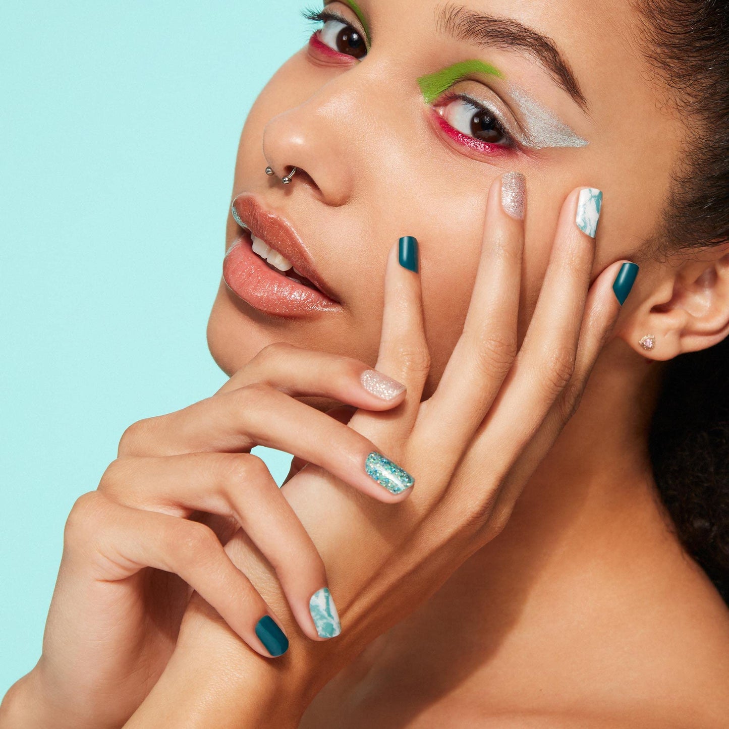 Dashing Diva Gloss Nail Strips - Ivy Opal | UV Free, Chip Resistant, Long Lasting Gel Nail Stickers | 32 Wraps, Prep Pad, Nail File