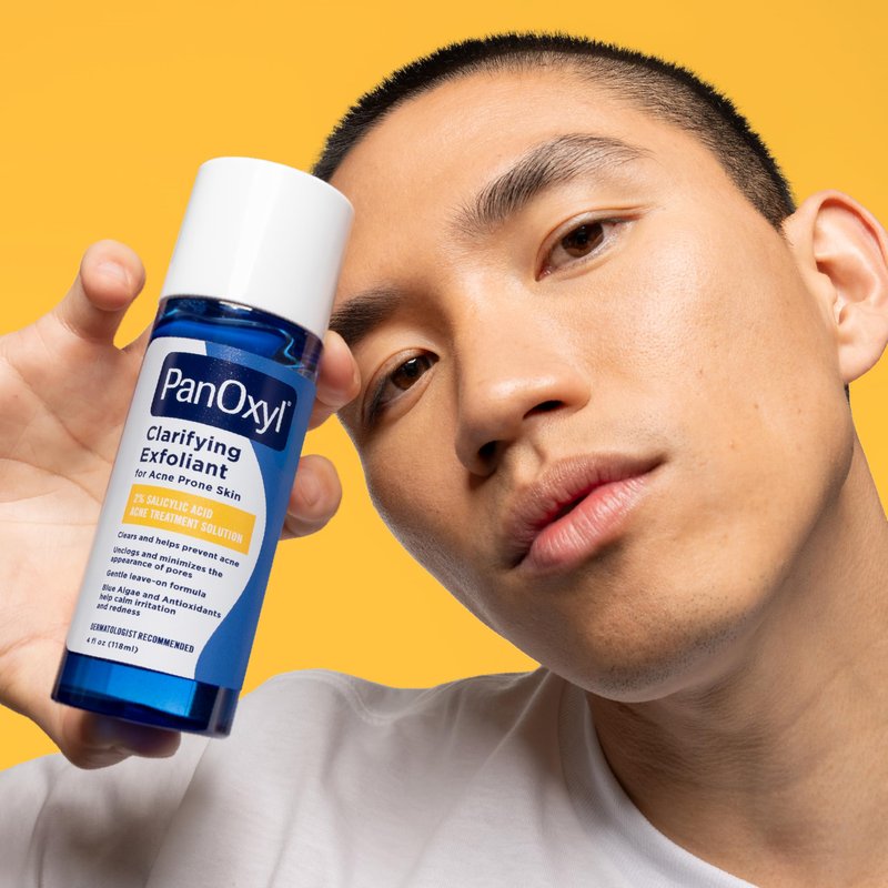 PanOxyl Clarifying Exfoliant with 2% Salicylic Acid, BHA Liquid Exfoliant for Face, Unclogs, Minimizes Appearance of Pores, Blue Algae and Antioxidants Help Calm Redness, For Acne Prone Skin, 4 fl oz