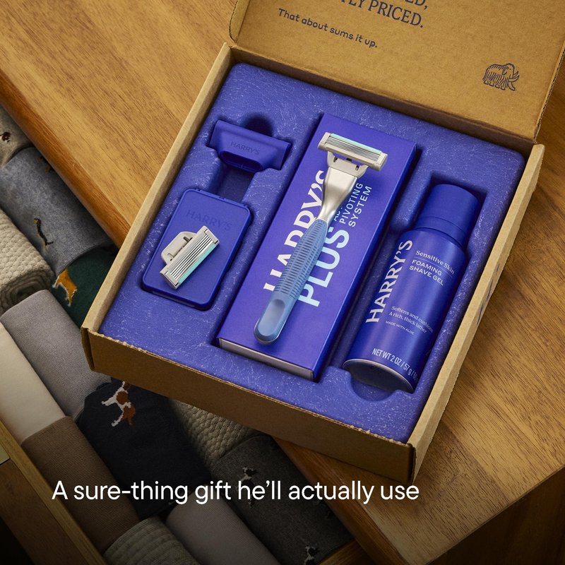 Harry's Plus Starter` Shaving Kit for Men - Premium Handle, 5 Razor Blade Cartridges, Foaming Shave Gel, and Travel Blade Cover - Advanced Pivoting System - Moss
