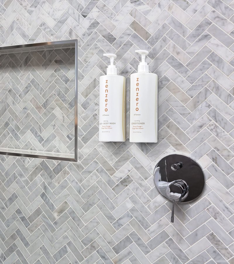 RAPSI, FRANCOFONTE BARONESSA CALI, SICILY, ITALY ZENZERO Conditioner Tarocco Orange + Ginger Root, Ginger and Citrus Nourishing Conditioner For Clean, Shiny and Manageable Hair