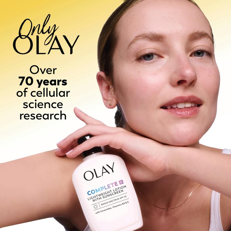 OLAY Complete All Day Moisturizer SPF 15, Sensitive 4 oz (Pack of 2)