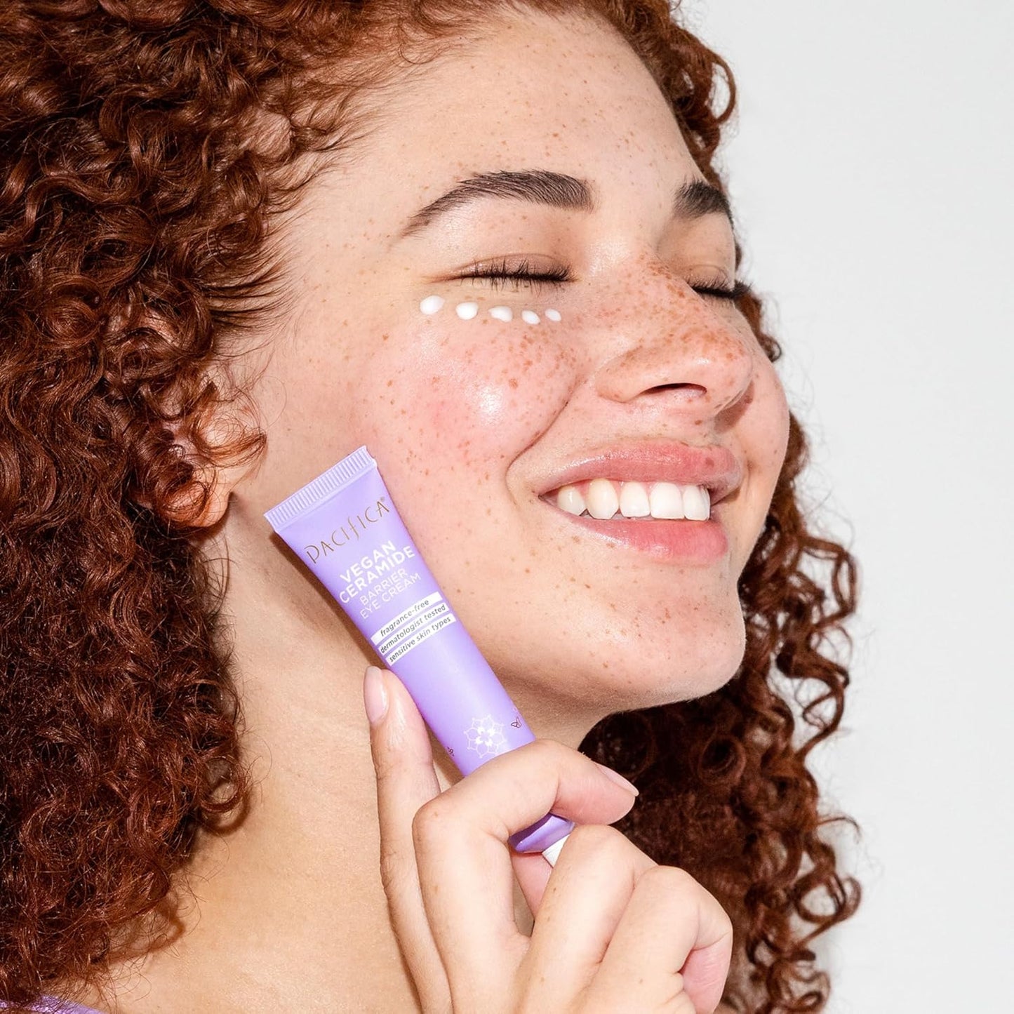 Pacifica Glow Baby Brightening Eye Cream – Vitamin C Under Eye Cream for Dark Circles & Puffiness, Caffeine-Infused Eye Brightener for Tired Eyes Fragrance-Free 0.5 oz Clean Vegan Dermatologist Tested