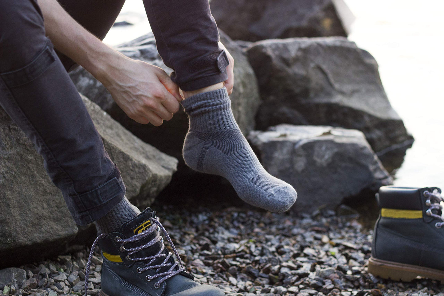 281Z Military Cotton Micro Crew Boot Socks - Cushioned Sole - Moisture Wicking - Odor Resistant - Hiking Trekking Outdoor (Dark Grey Medium 4 Pairs Pack)