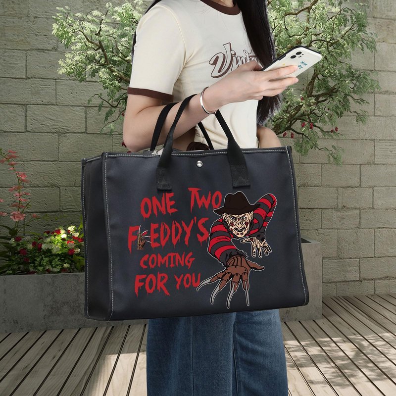 BWWKTOP Night Stalker Cosmetic Makeup Bag Horror Killer Inspired Gifts One Two Coming For You Zipper Bag Halloween Party Merch (One Two Freddy BG)
