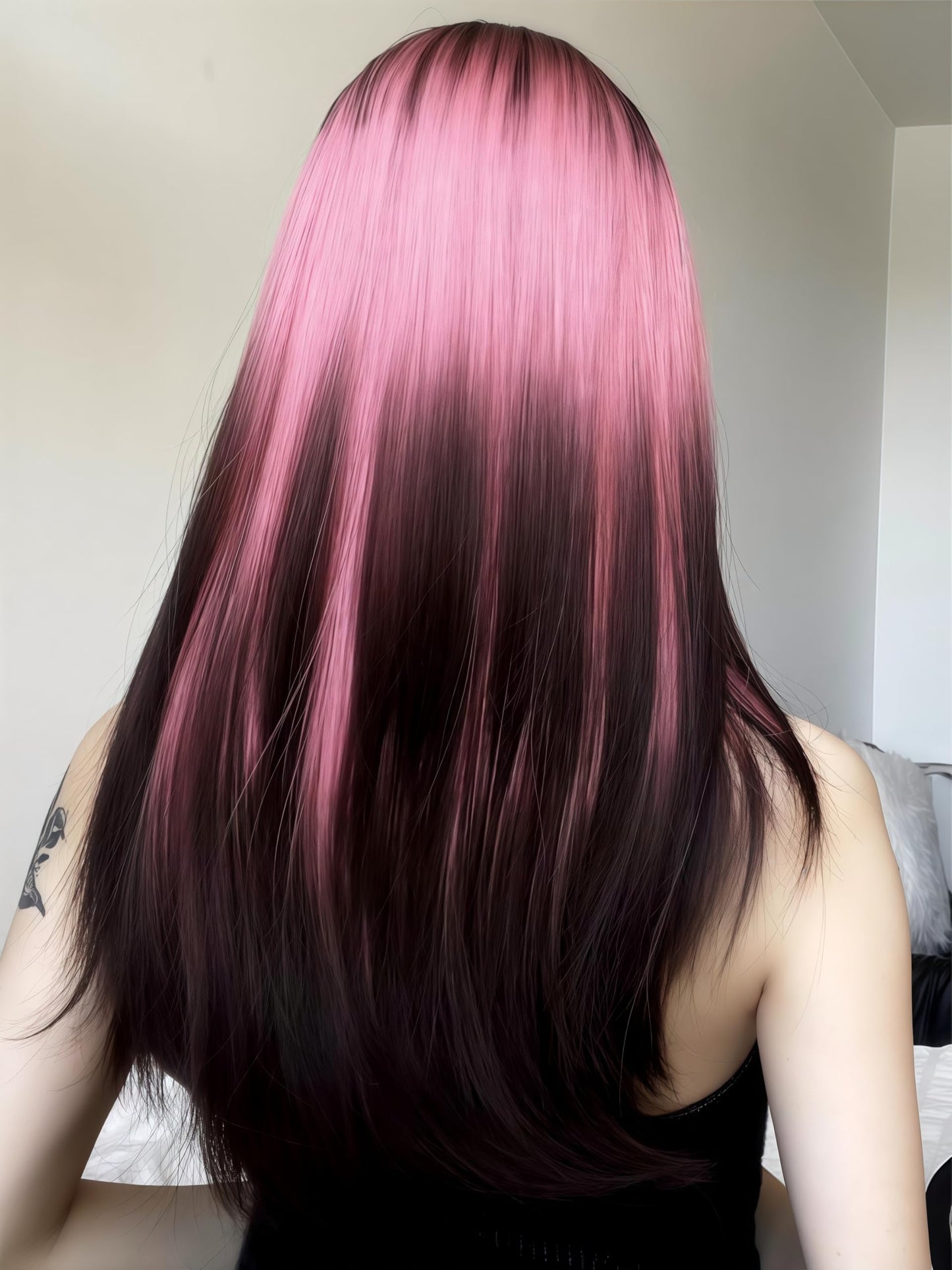 Aadesso Half-Pink Half-Black Long Straight Wig 65cm Blunt Bangs Daily Synthetic Hair for Women East Asian Fashion K-pop Style Two-Tone Heat Resistant wig cap (25.6 Inch)