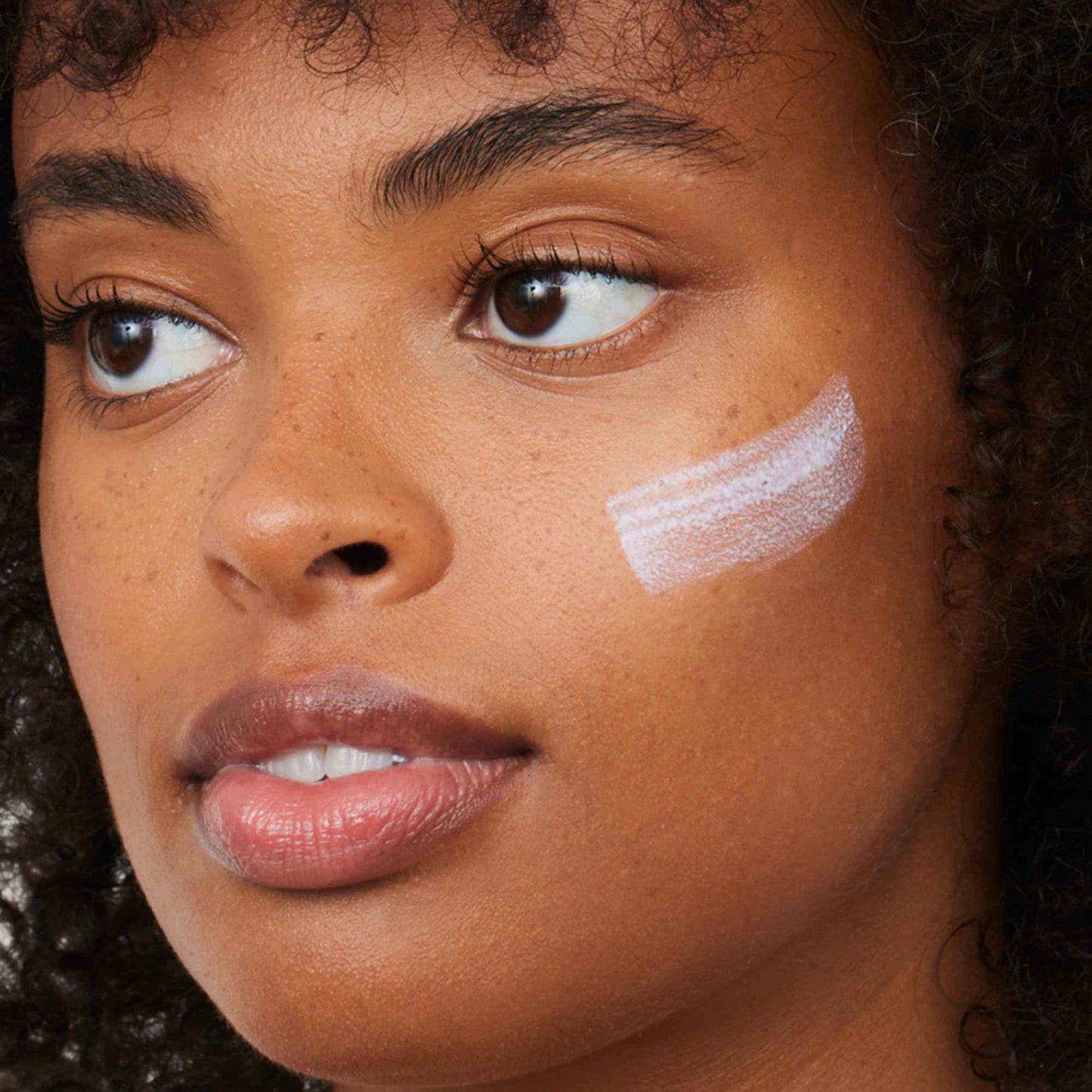 Algenist Sublime Defense Ultra Lightweight UV Defense Fluid SPF50 - Sheer, Oil-Free Face Sunscreen with Vitamin E, Echinacea & Green Tea - Non-Comedogenic & Hypoallergenic Skincare (1 oz)