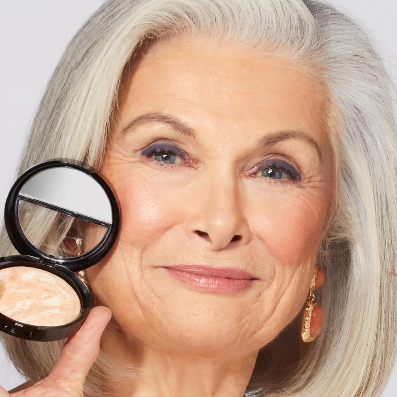 Laura Geller Baked Balance-N-Glow Foundation | Illuminating Color Correcting - Light Shade with Kabuki Brush Set
