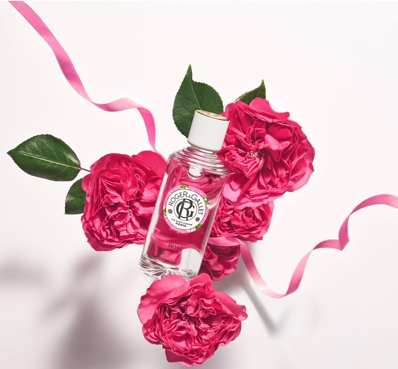 ROGER & GALLET Wellbeing Fragrant Water Spray – Light Eau Fraîche Body Mist with Natural Origin Ingredients, Refreshing Everyday Fragrance for Women (Rose | 3.3 Oz.)
