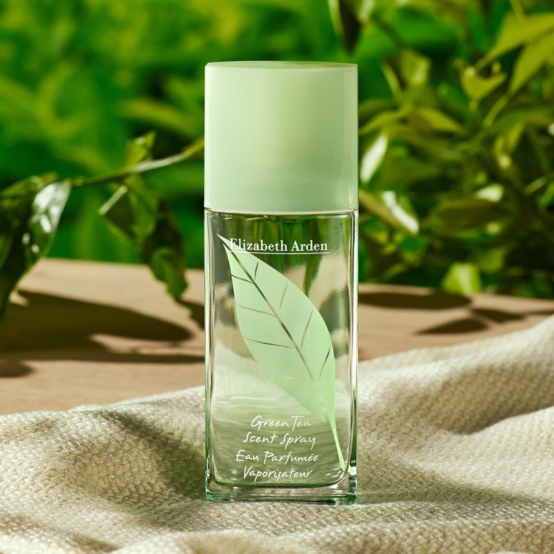 Elizabeth Arden Green Tea Women's Perfume Fragrance, Fresh & Floral Parfum with Notes of Bergamot, Tea and Oakmoss, Eau de Toilette, 1.7 Oz