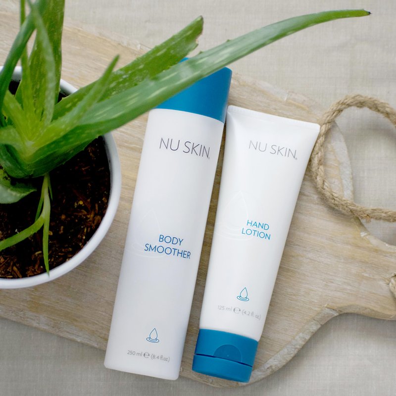 Nu Skin - Hand Lotion | Restore, Hydrate, and Soften Your Hands with This Nourishing Lotion - Non-Greasy Formula for Smooth and Supple Skin - Dermatologist Tested and Perfect for On-The-Go Use