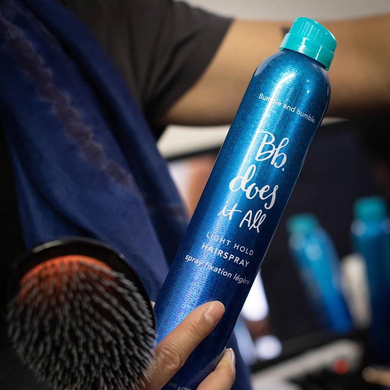 Bumble and bumble. Does It All Light Hold Hair Spray | Light Hold + Brushable, Touchable Finish | For All Curly, Wavy, Straight Hair Types | 10 Ounce
