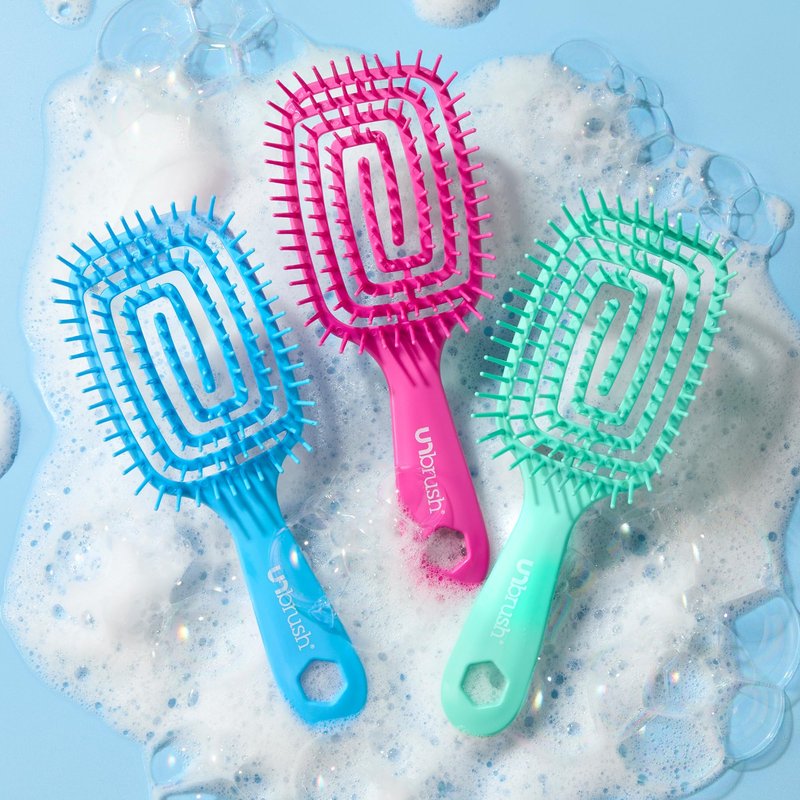 FHI Heat UNbrush Flex Detangling Brush — Ultra-Flexible, Pain-Free Hair Brush Detangler with DuoFlex Anti-Static Bristles for Removing Tangles, Massaging Scalp & Faster Styling - Blue