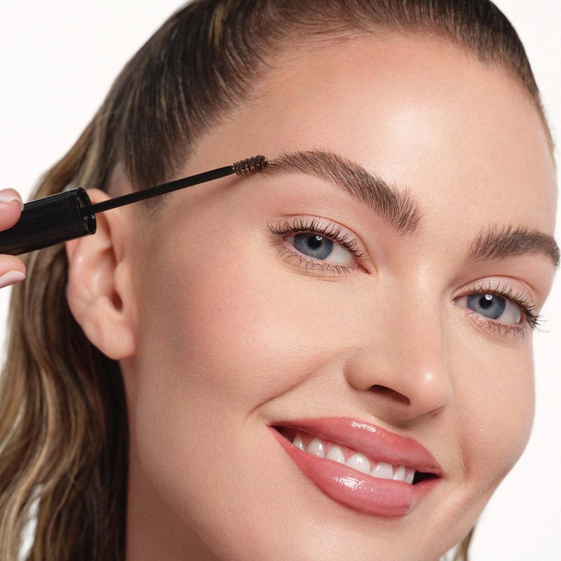 Anastasia Beverly Hills Ultimate Brow Kit - 3-Piece Set for Sculpting, Filling, and Locking Brows in Place with All-Day Hold - Soft Brown
