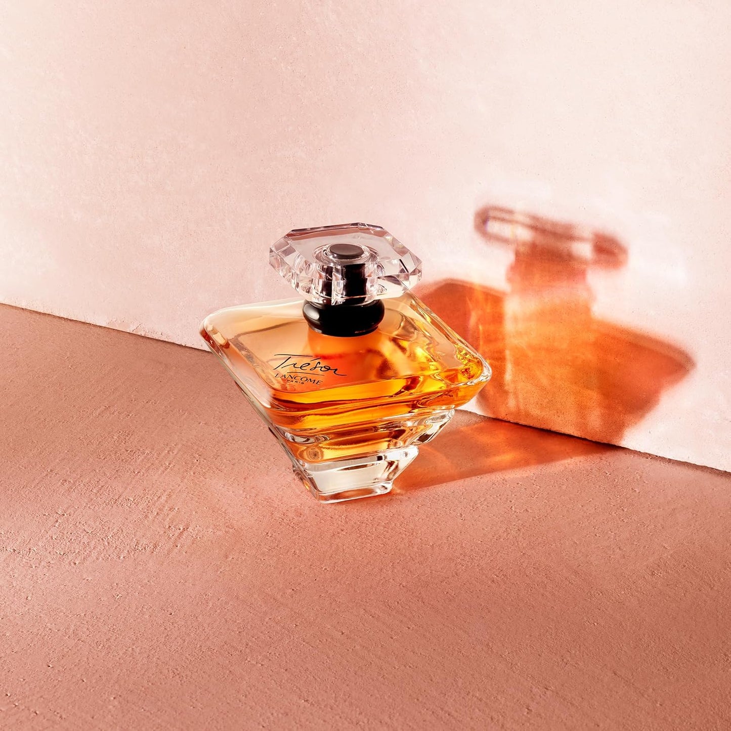 Lancôme Trésor Eau de Parfum | Long-Lasting Floral Fragrance with Rose, Lilac, Peach & Apricot - Elegant Women's Perfume