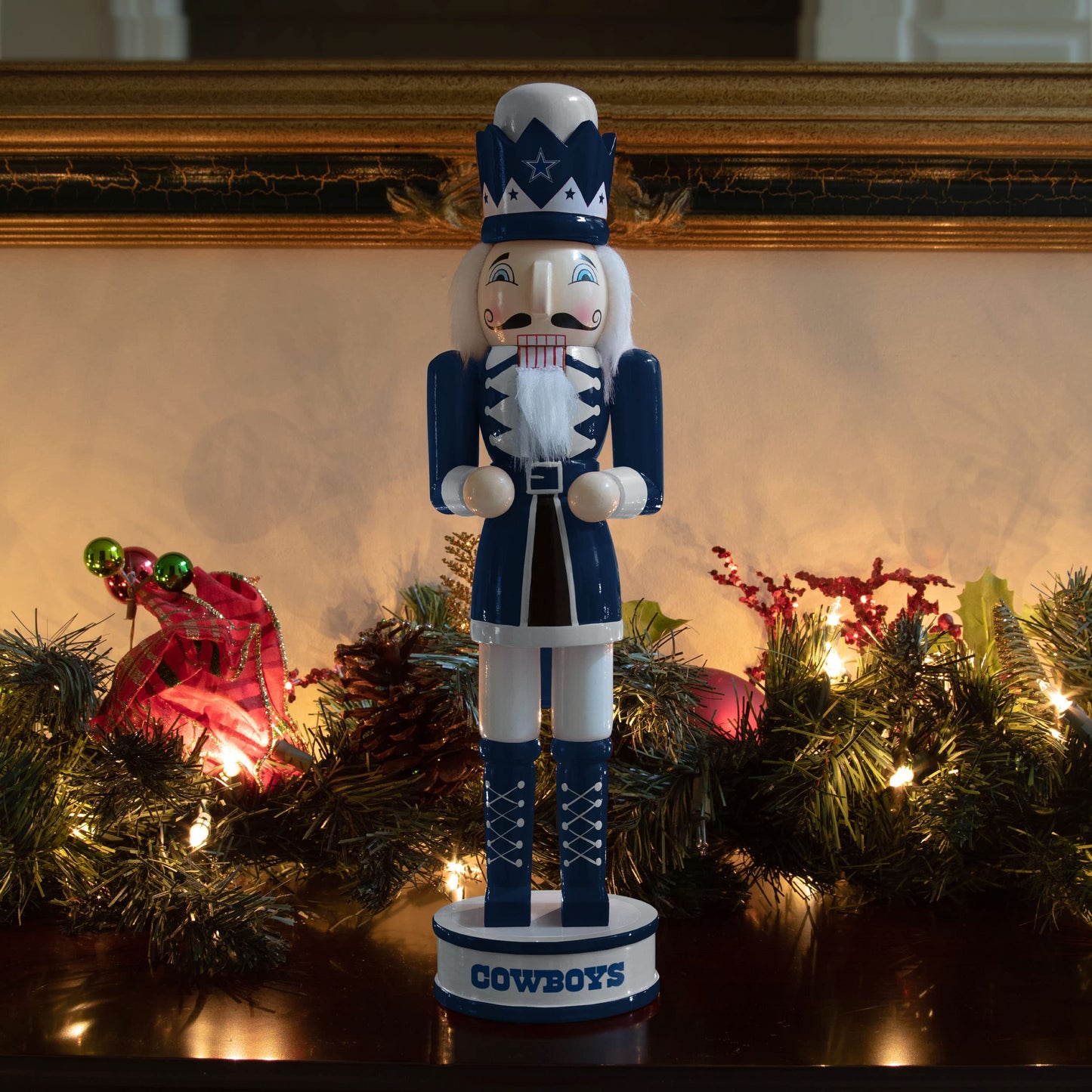 FOCO Dallas Cowboys 14' Holiday Nutcracker - Version 2