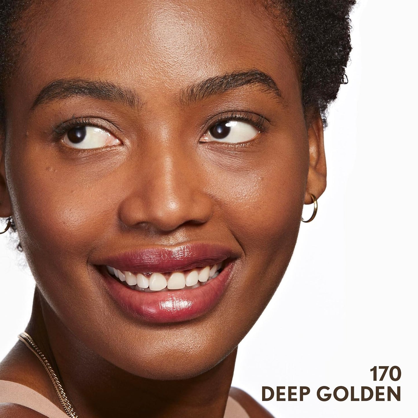 COVERGIRL Clean Invisible Foundation Makeup, Dewy & Glowy Finish, Buildable Coverage, Skin-Like Smooth Look, Vegan, Creamy Natural, 1oz